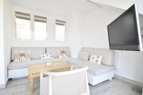 Gran apartamento con Terraza cerca a las Torres de Serrano